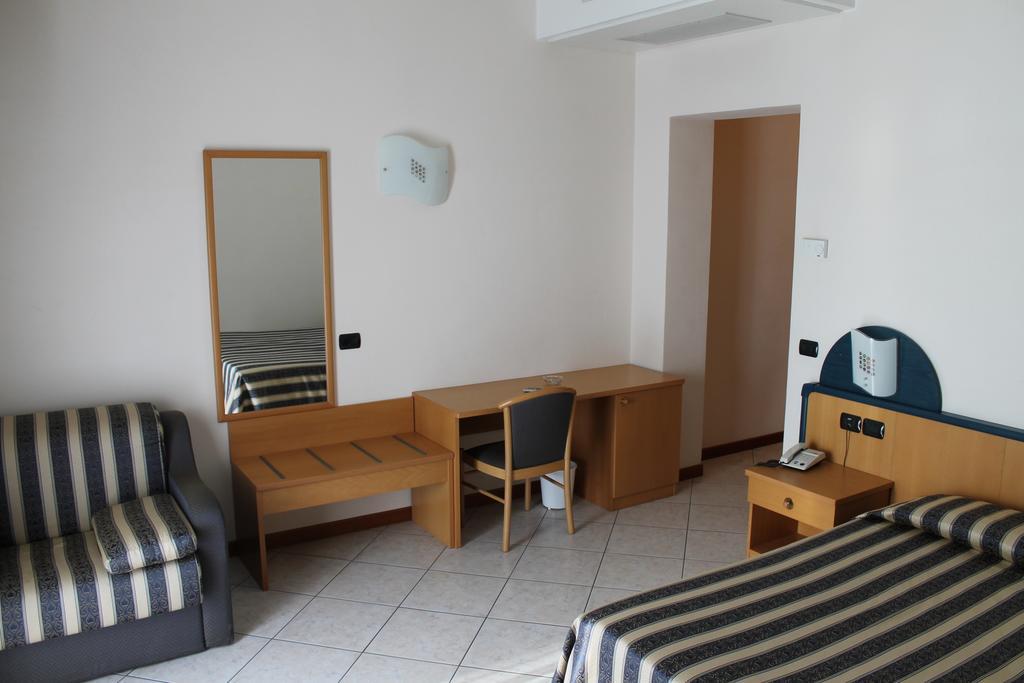 Albergo Villa Eva Costermano sul Garda Exterior foto